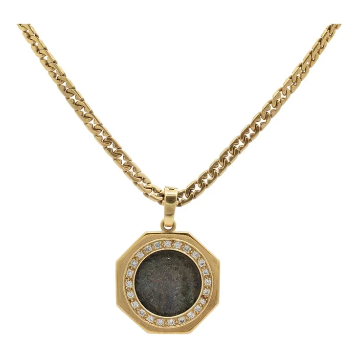 Vintage 18k Yellow Gold Ancient Coin Halo Diamond Razor Link Pendant Necklace